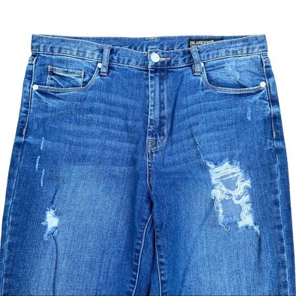 BLANK NYC High Rise Button Fly Destructed Hem Finish 5 Pocket Jeans Size 30 - Picture 2 of 8